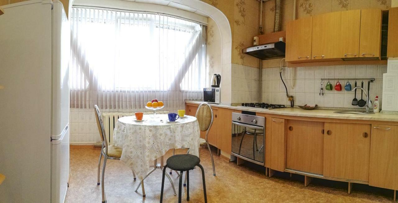 Апартаменты На Улице Розыбакиева, 275-2 Almatý Exterior foto